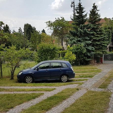 Naperkely Apartman Apartment Badacsonytomaj Luaran gambar